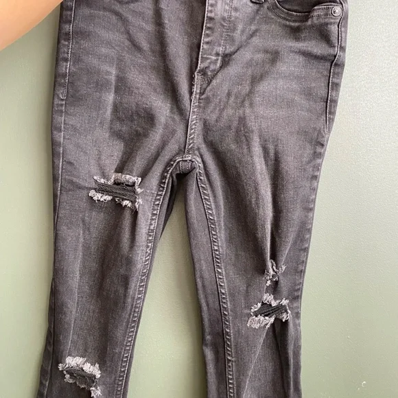 Free People Black Ripped Ankle Jeans Size 25 - Picture 6 of 10